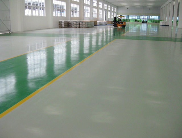 下雨天為何不適合環(huán)氧地坪施工？應(yīng)該注意什么？